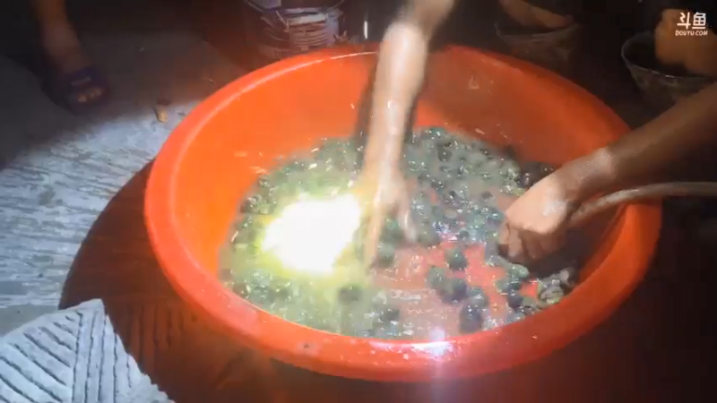 【2021-07-23 20点场】魅力生活i：晚上美食聊天