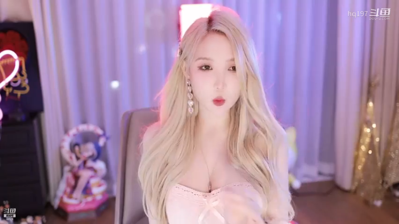 美女舞蹈_5551871_2021_07_23_22_34_45