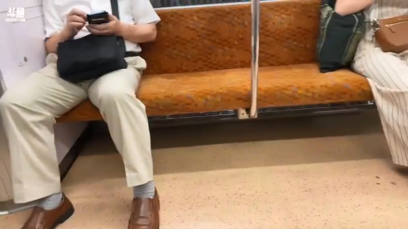 【2021-07-24 18点场】亡命快递龙龙龙：《代播》中医酱日本东京户外！！