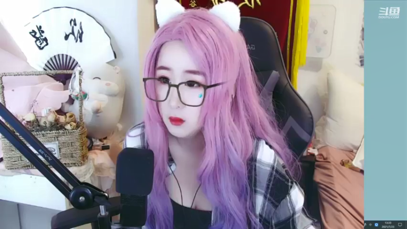 【2021-07-23 13点场】直播间最发抛的欣欣：今天是cos萨勒芬妮的一天