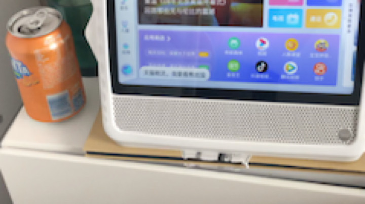 [弹幕梗针不戳][弹幕梗针不戳]