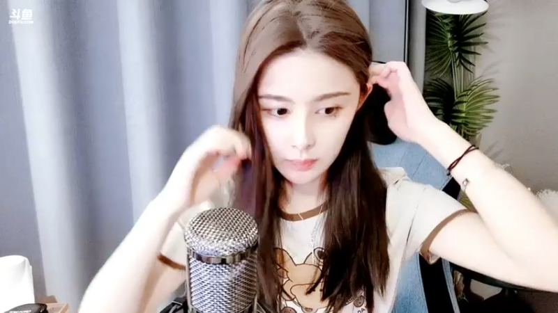 【2021-07-25 19点场】果冻cc007：世间所有的相遇都是久别重逢～