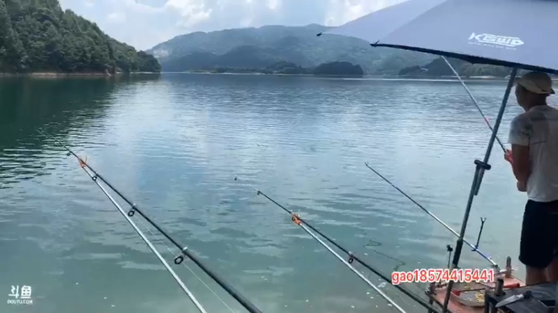 【2021-07-25 12点场】魅力生活i：高人指导在战水库