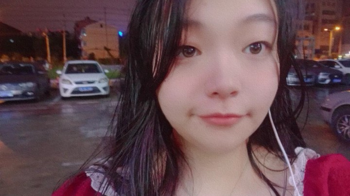 美人玖儿发布了一个斗鱼视频2021-07-25