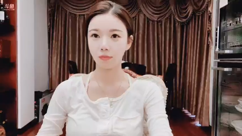 【2021-07-25 15点场】丽亚celiahunne：小姨子：双倍卡哦