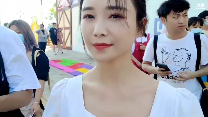 【2021-07-25 15点场】百变姑姑肖淑洁：淑洁:青岛啤酒节