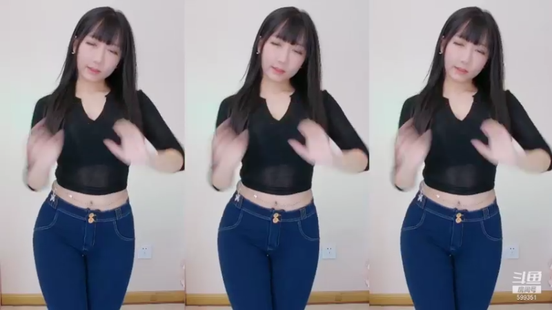 【嘿一只小河马 舞蹈】07-25 13:04