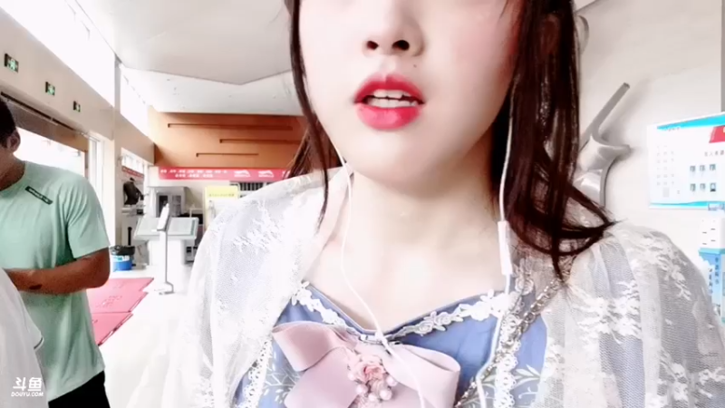 【2021-07-24 18点场】斗鱼校园直播间：今晚18点学姐带你逛校园——武汉体育学院