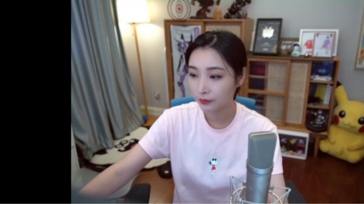 【女流直播】 P1 2021.7.25 砒霜前聊10块钱的弹幕版