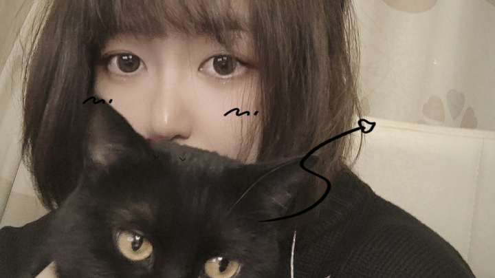 一个无情的“漂亮！”机器