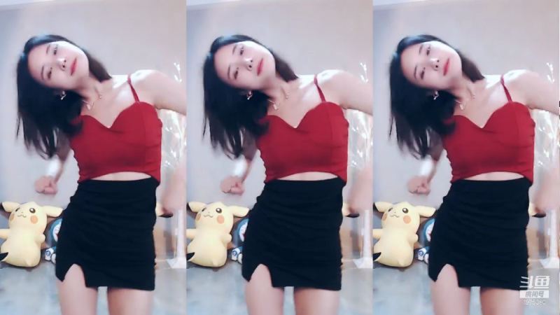 我在斗鱼看沫沫同学丶直播舞蹈