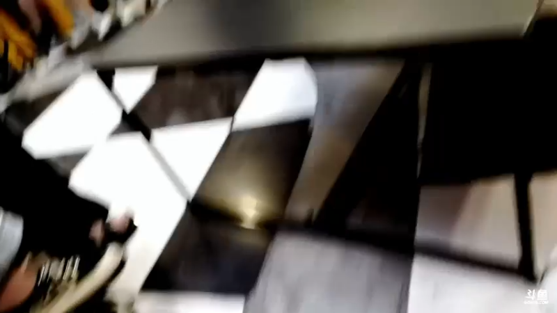 【2021-07-28 19点场】叶知秋Vanessa：叶知秋：长沙录制节目 不定时开播