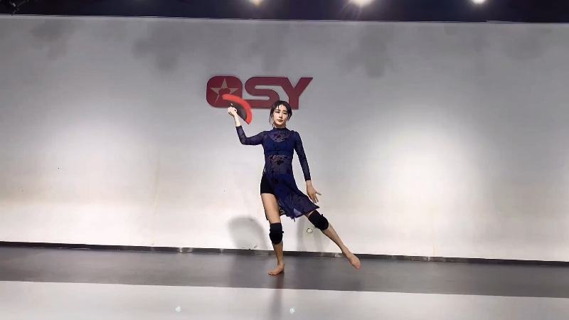 我在斗鱼看沫沫同学丶直播舞蹈