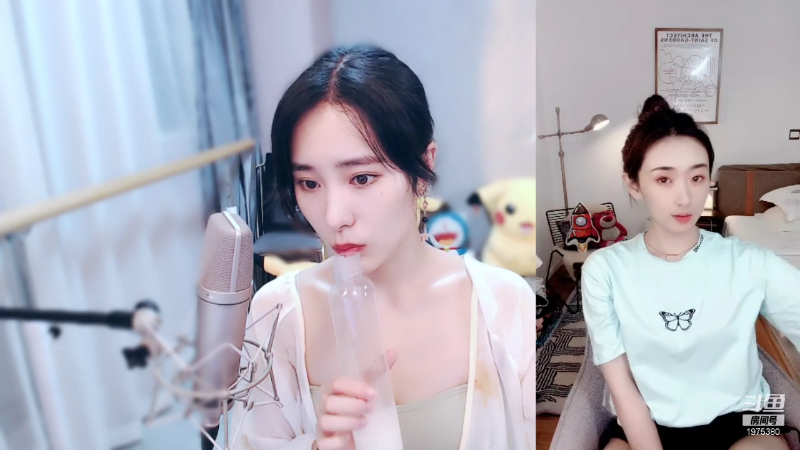 我在斗鱼看沫沫同学丶直播舞蹈