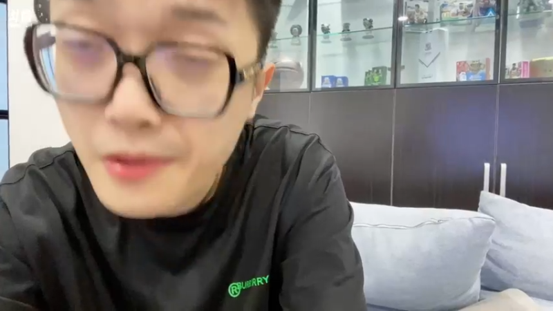 【2021-07-29 22点场】LOT29：今天玩开球星卡了