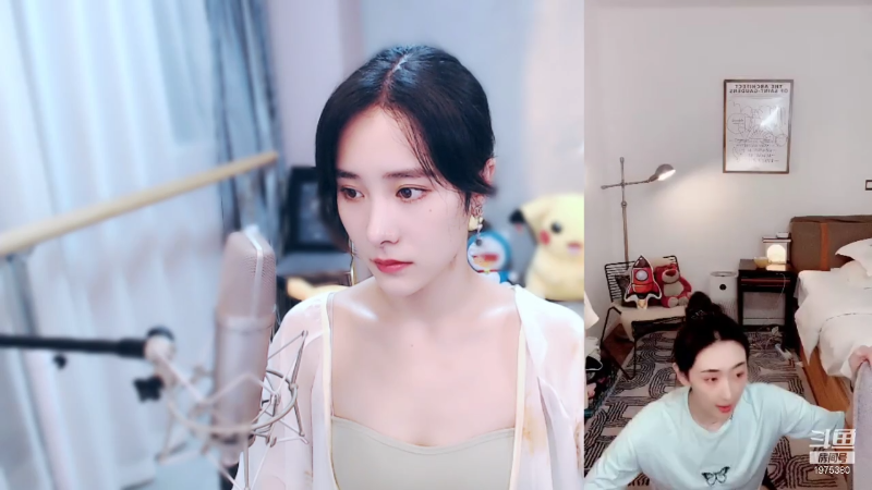 我在斗鱼看沫沫同学丶直播舞蹈