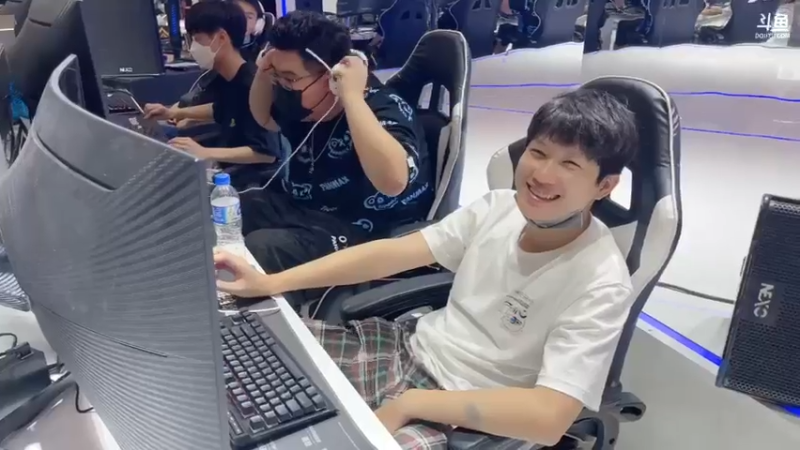 【2021-07-31 15点场】yjjimpaopao：CJ区面基啦！