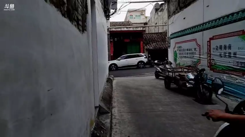 【2021-07-31 18点场】小泰一泰国户外一：别墅建的怎么样了