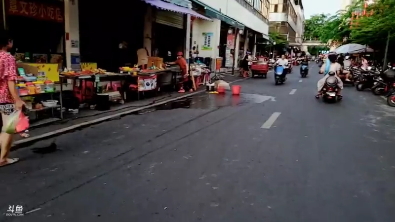 【2021-07-31 19点场】小泰一泰国户外一：别墅建的怎么样了