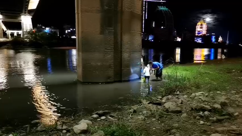 【2021-07-27 23点场】在线天文：西双版纳景洪夜市