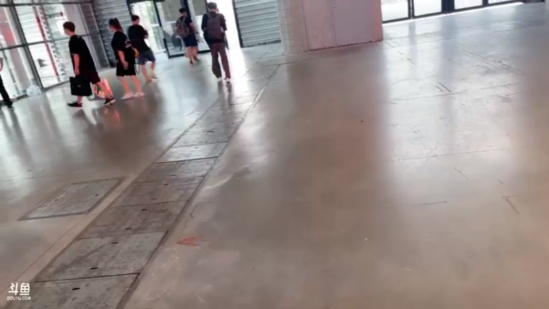 【2021-07-31 16点场】yjjimpaopao：CJ三星SSD展区面基啦！