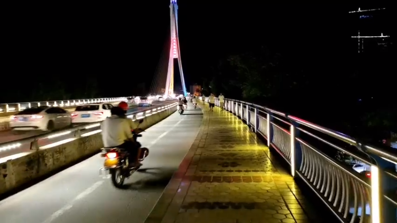 【2021-07-28 23点场】在线天文：西双版纳夜景