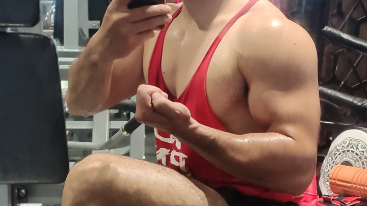 手臂有方法才能炼出。