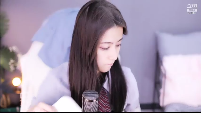 【2021-08-01 15点场】果冻cc007：世间所有的相遇都是久别重逢呀~