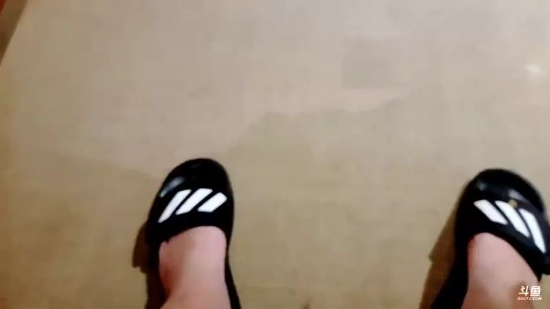 【2021-08-01 18点场】正经人令北：这几天 随机户外哦