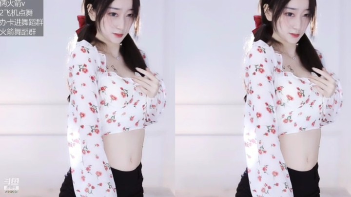 红色蝴蝶结