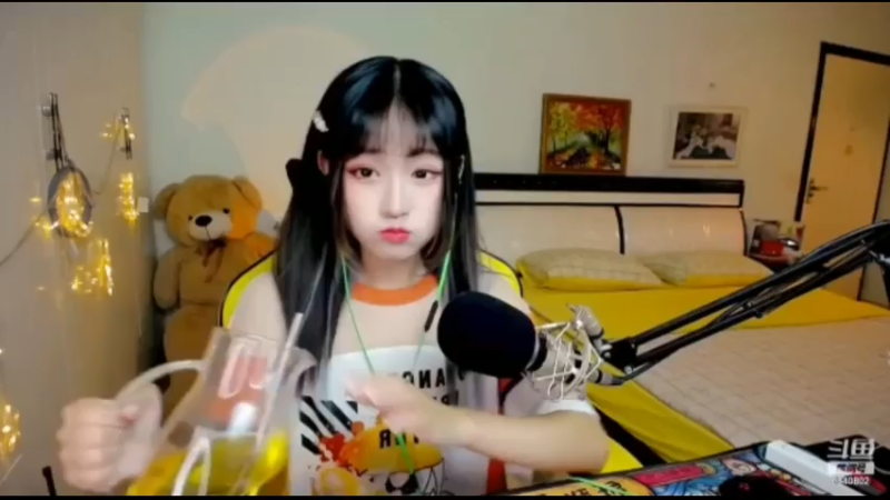 婷宝日常直播1