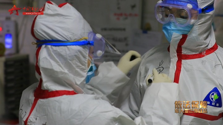 《依法保障军人地位和权益》系列短视频——《逆行》