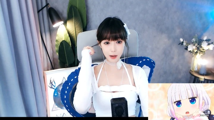 可爱的困困，这衣服好看