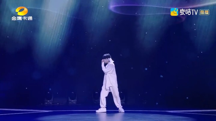 【跳舞吧少年·舞蹈纯享版】O-DOG少年团刘洋现代编舞版《追光者》