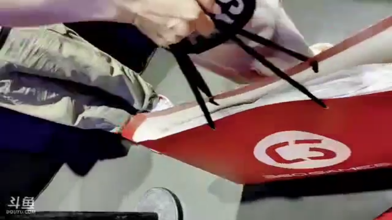 【2021-08-01 15点场】兔子贼贼叉Lzzzx：Cjhinajoy户外