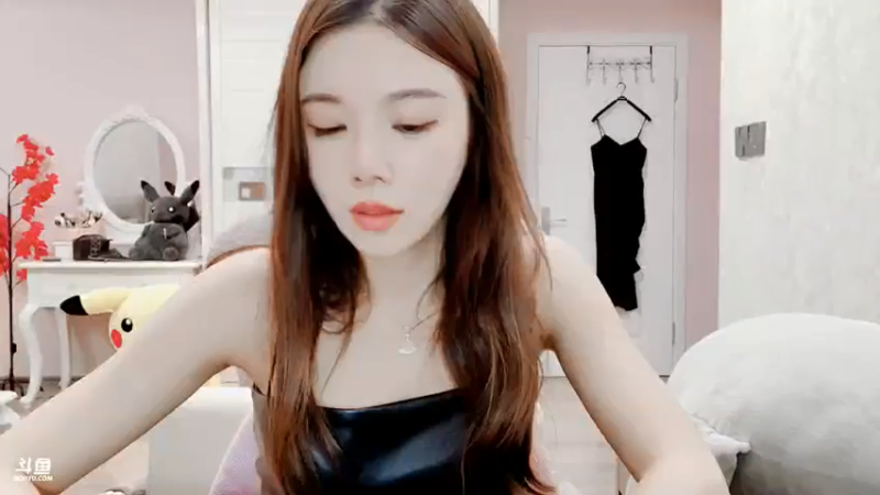【2021-08-03 17点场】丽亚celiahunne：小姨子:啊南很忙啊来了