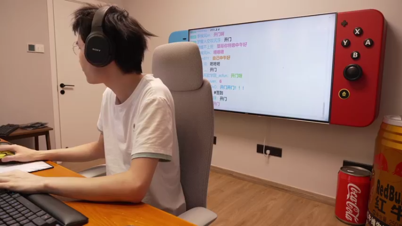 【2021-08-04 12点场】超级小桀：我可能玩了假的马里奥