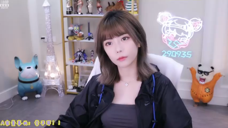 【2021-08-04 16点场】不2不叫周淑怡：勇敢周周 使命召唤手游异战到底