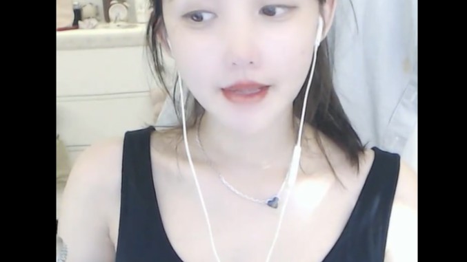 选高马尾还是双马尾