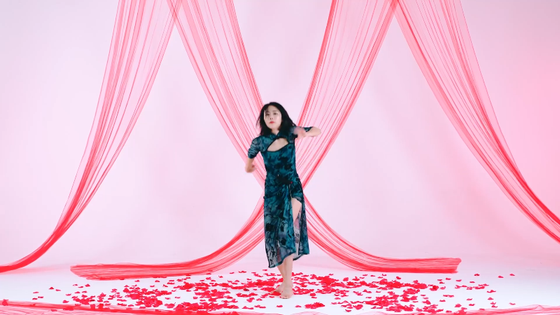 我在斗鱼看沫沫同学丶直播舞蹈