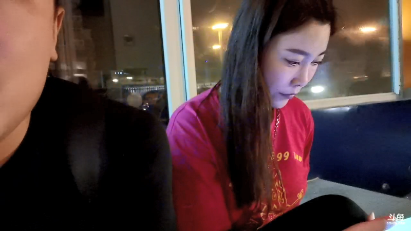 我在斗鱼看无尽无尽的无尽直播美食