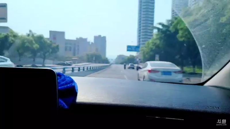 【2021-08-05 10点场】逐梦兄弟：谢谢爆舅舅送的法拉利