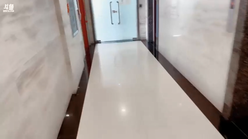 【2021-08-06 10点场】午夜抹抹茶：一个经纪公司老板的一天