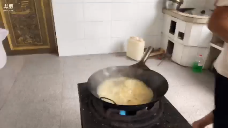 【2021-08-07 14点场】魅力生活i：钓点餐条吃吃