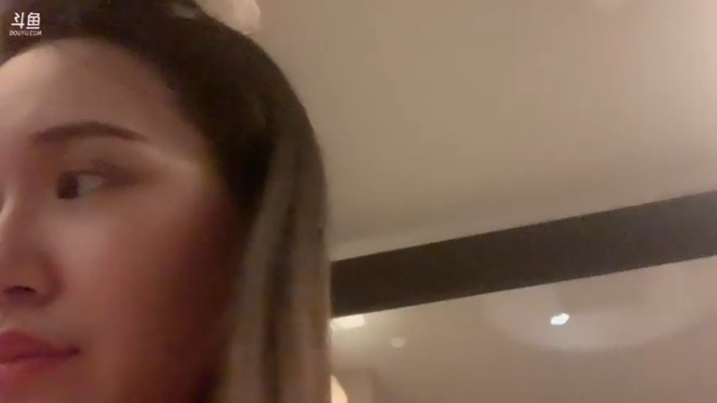 【2021-08-01 21点场】娇娇是美少女：娇娇:好久不见继续送周边