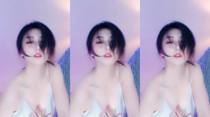 浅色连衣视频