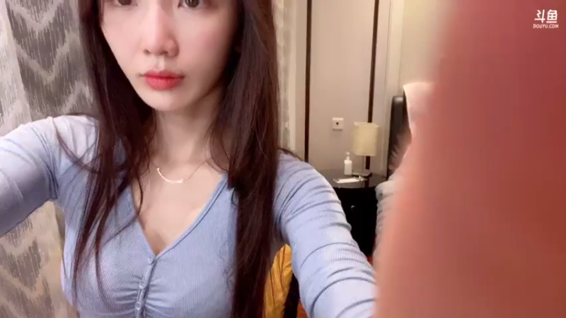 【2021-08-03 18点场】是小鹿哇：小鹿的宅家日常