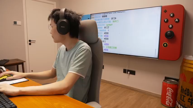【2021-08-08 12点场】超级小桀：一起抵抗成群的丧尸