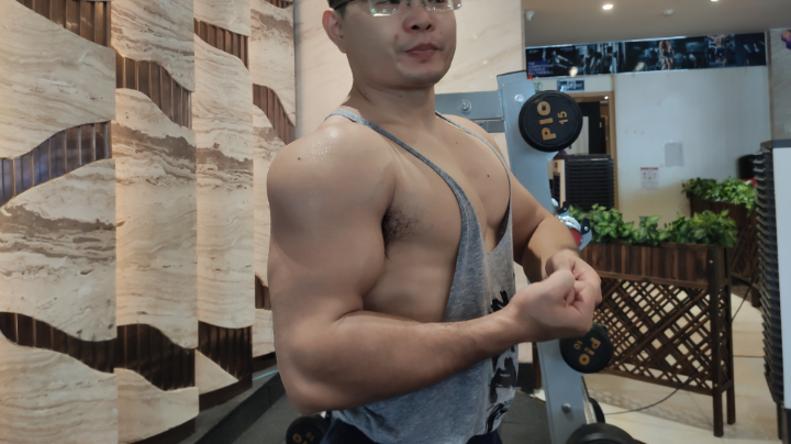 胸肌升级训练。