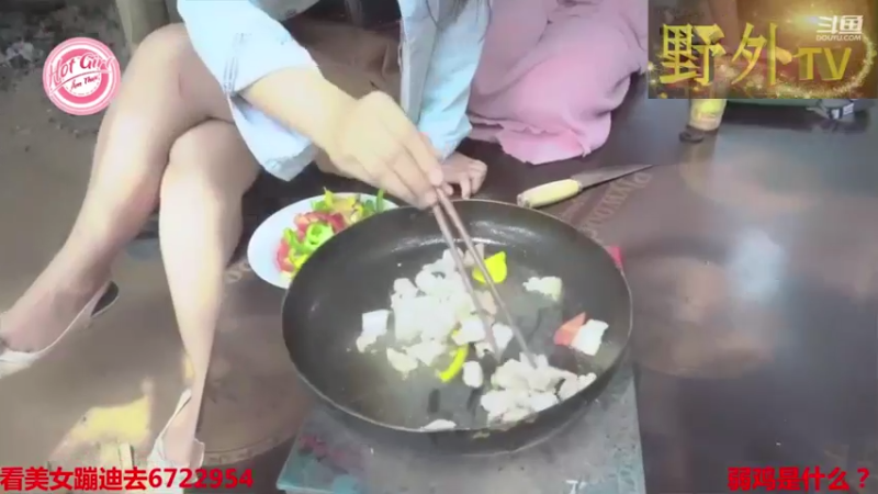 【2021-08-08 07点场】美女的秘密：美女不仅好看